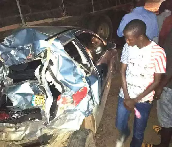 Oritsefemi’s manager, others escape death in auto crash